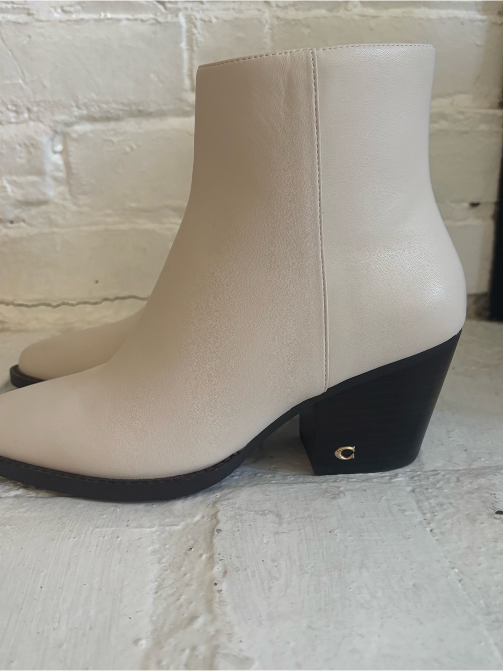 Coach Pacey Faux Leather Ankle Booties in Chalk size 7 - Picture 2 of 13